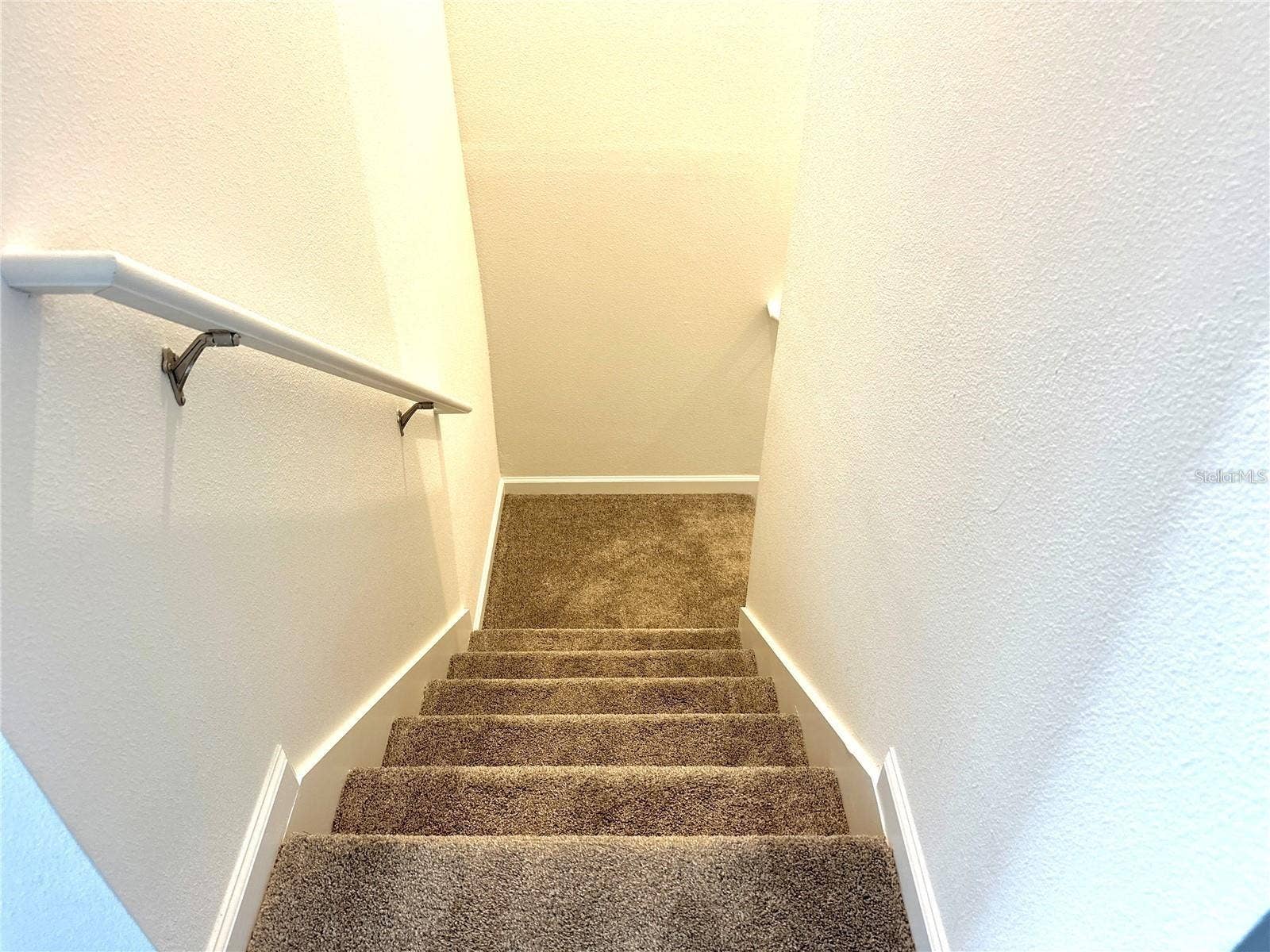 2432 SKYLINE LOOP, Poinciana, FL 34758 2432 SKYLINE LOOP, Poinciana, FL 34758