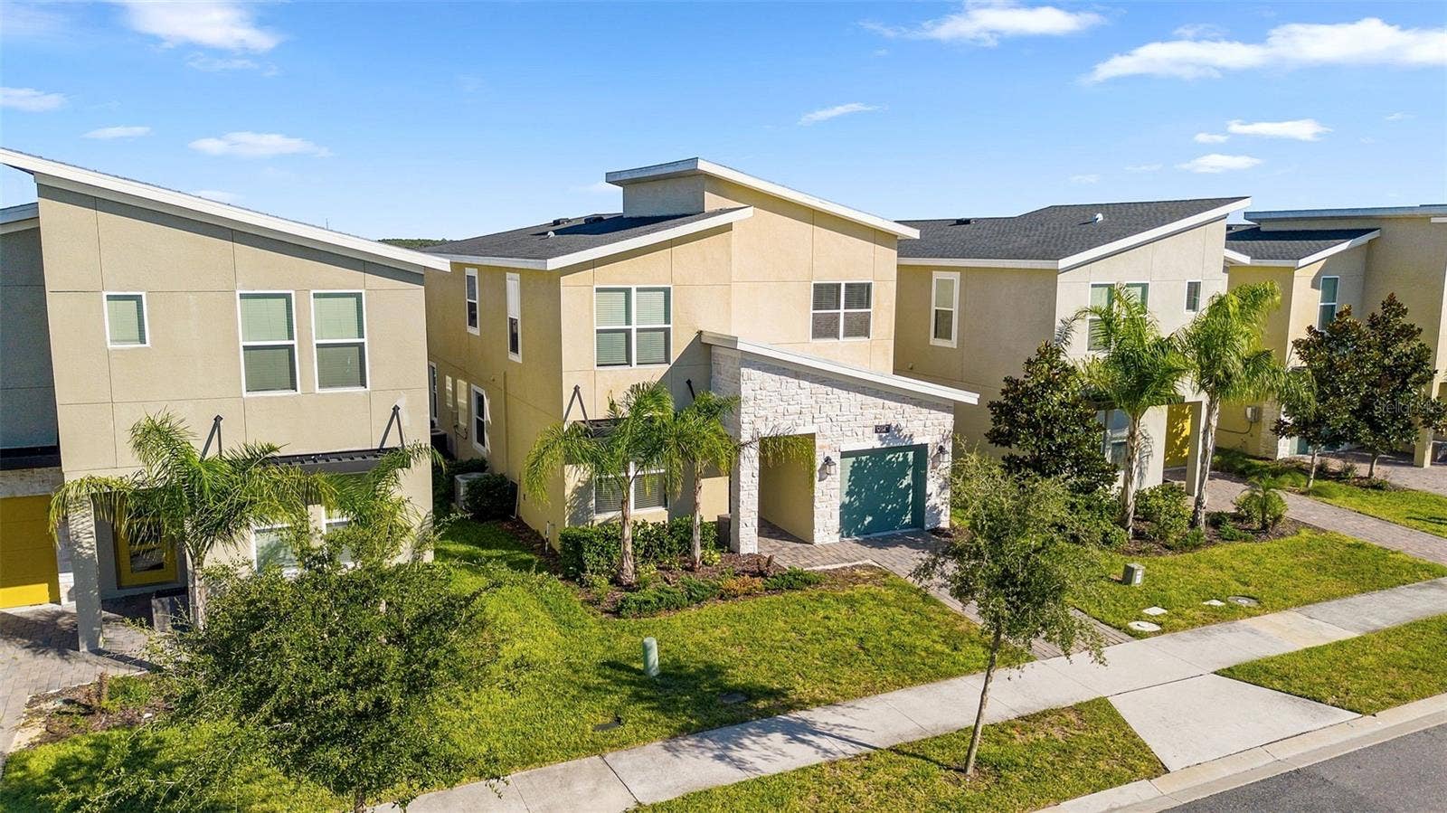 9143 SOMMERSET HILLS DRIVE, Davenport, FL 33896 9143 SOMMERSET HILLS DRIVE, Davenport, FL 33896