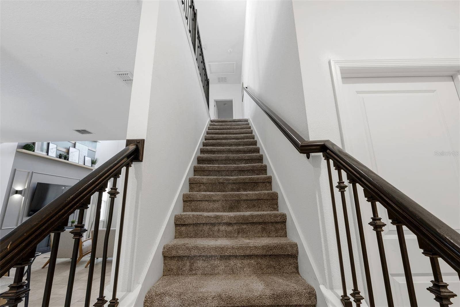 9143 SOMMERSET HILLS DRIVE, Davenport, FL 33896 9143 SOMMERSET HILLS DRIVE, Davenport, FL 33896