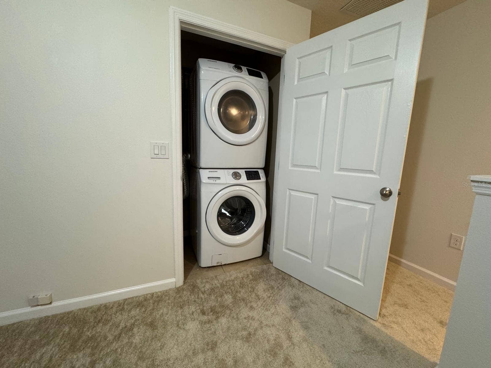 1418 CHELSEA DRIVE, Davenport, FL 33897 Second floor - Laundry Closet