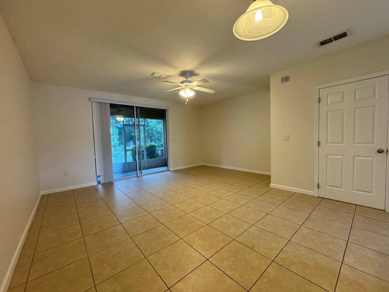 1418 CHELSEA DRIVE, Davenport, FL 33897 1418 CHELSEA DRIVE, Davenport, FL 33897
