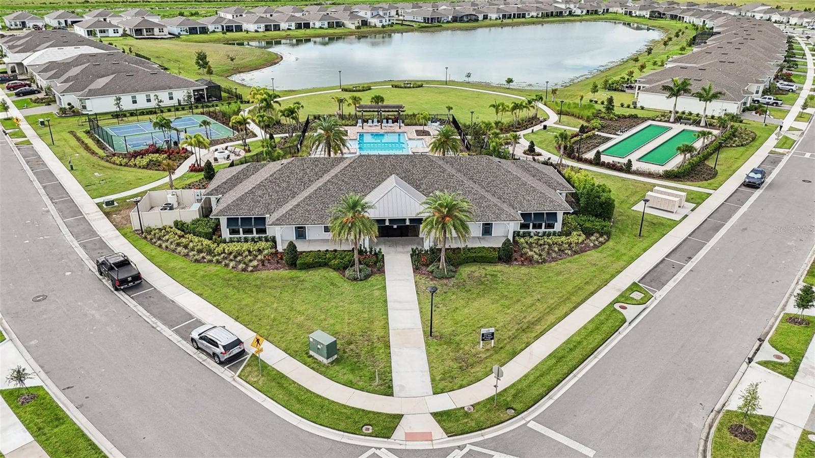 2015 SPRING SHOWER CIRCLE, Kissimmee, FL 34744 2015 SPRING SHOWER CIRCLE, Kissimmee, FL 34744