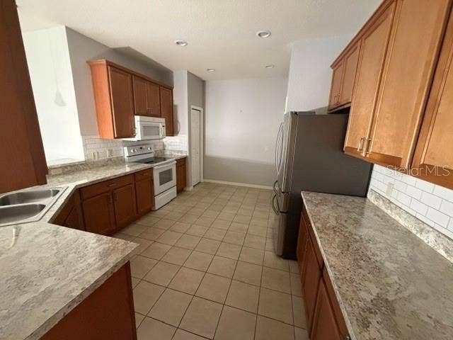 1643 LINZ COURT, Winter Haven, FL 33884 1643 LINZ COURT, Winter Haven, FL 33884