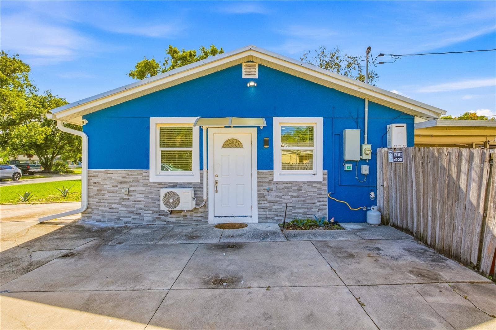 712 VIRGINIA LANE, Apopka, FL 32703