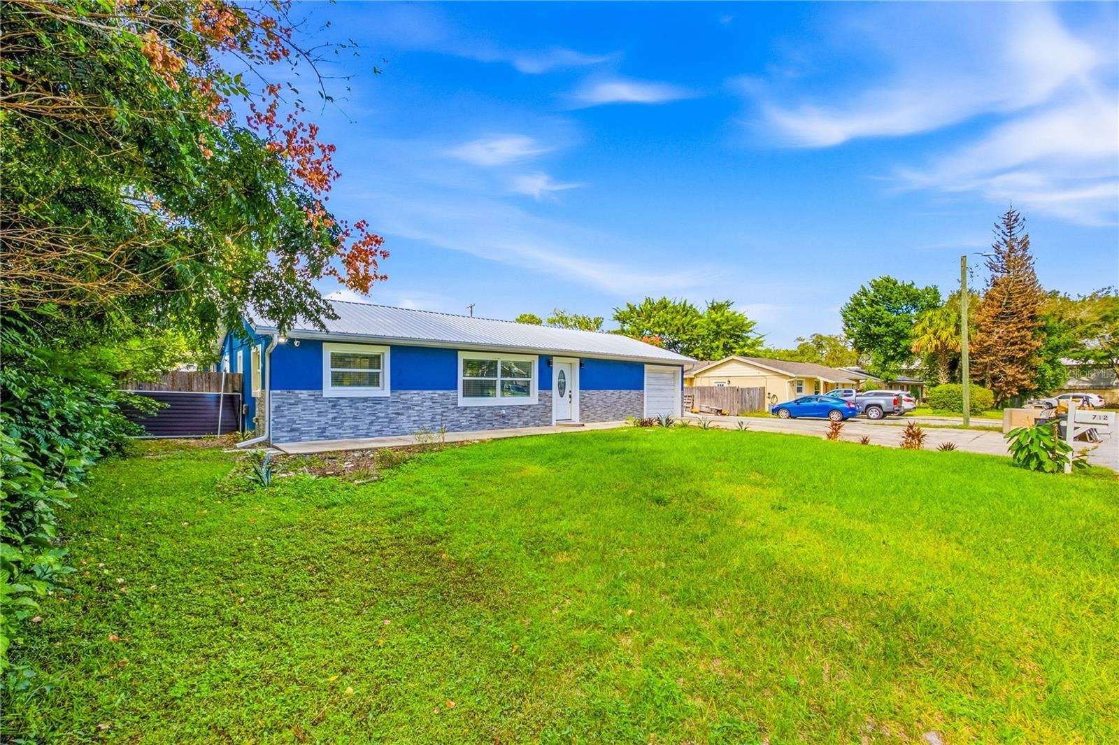 712 VIRGINIA LANE, Apopka, FL 32703