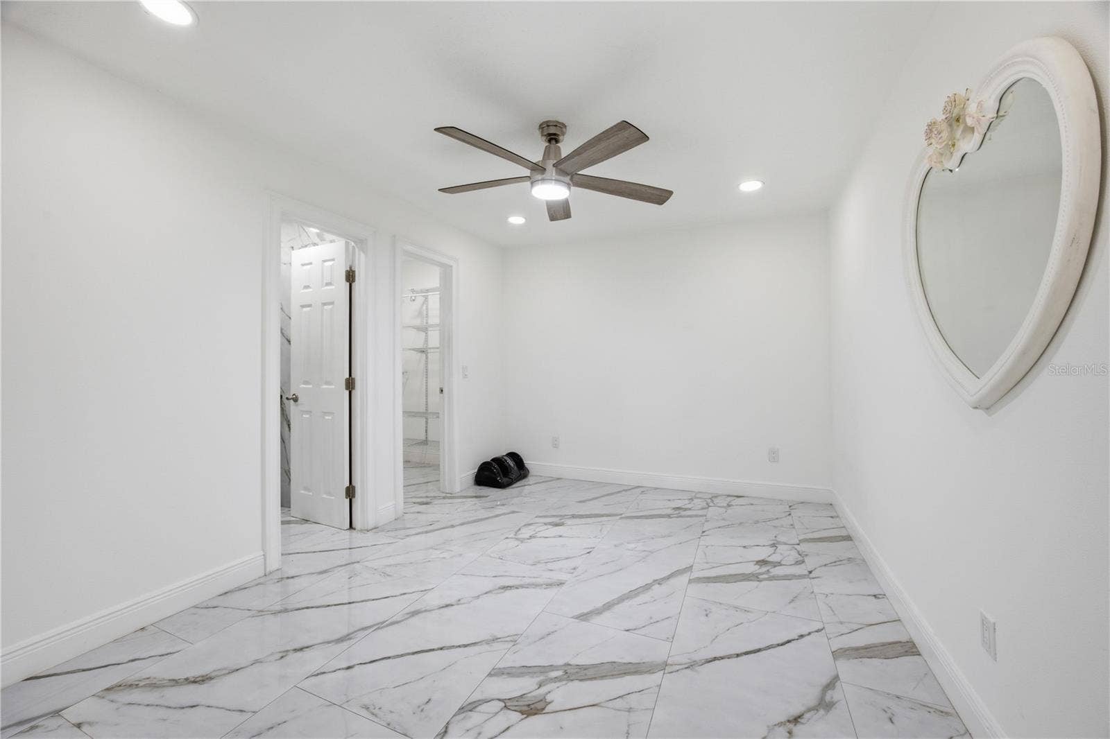 712 VIRGINIA LANE, Apopka, FL 32703