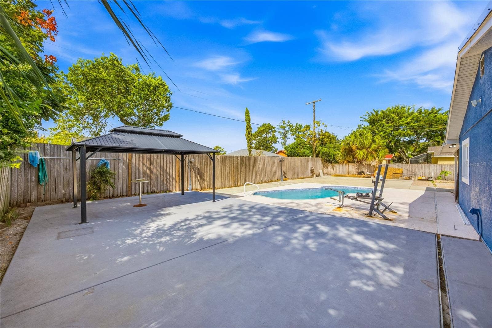 712 VIRGINIA LANE, Apopka, FL 32703