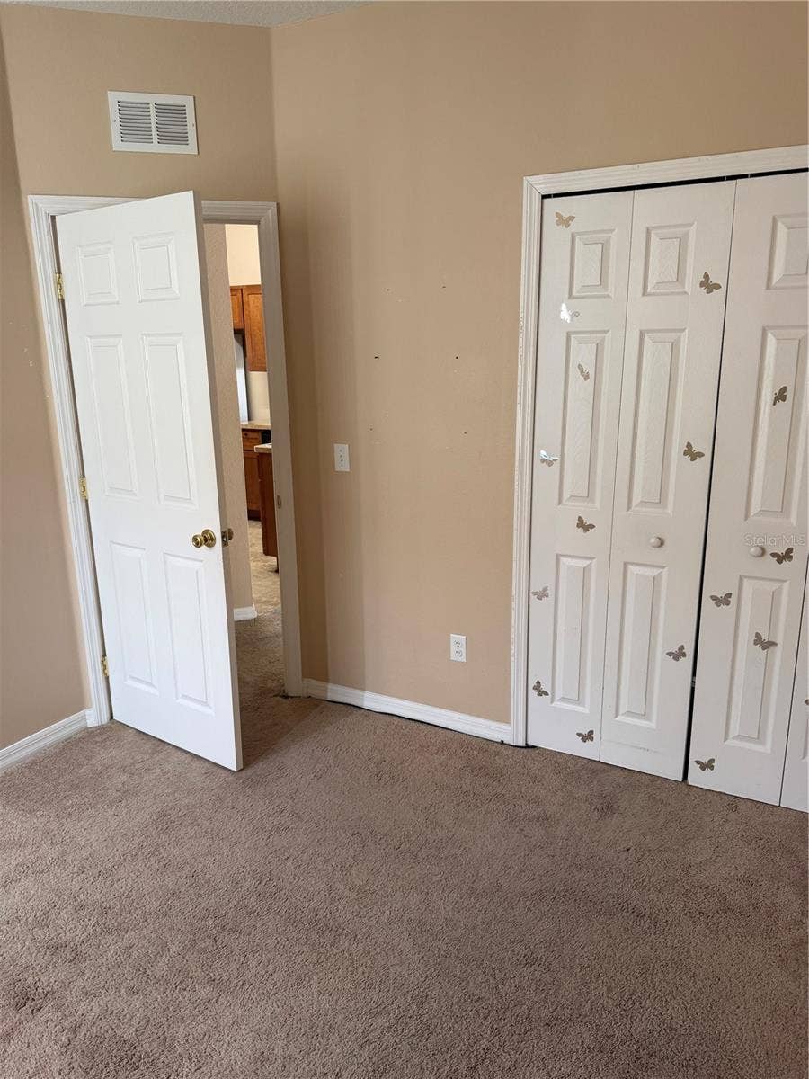 1211 KNOLLWOOD DRIVE, Davenport, FL 33837