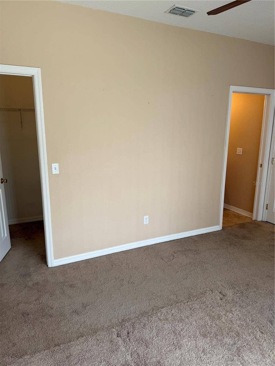 1211 KNOLLWOOD DRIVE, Davenport, FL 33837