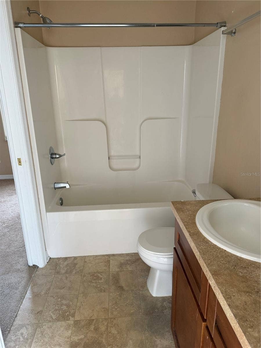 1211 KNOLLWOOD DRIVE, Davenport, FL 33837