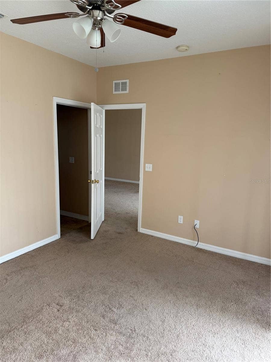 1211 KNOLLWOOD DRIVE, Davenport, FL 33837
