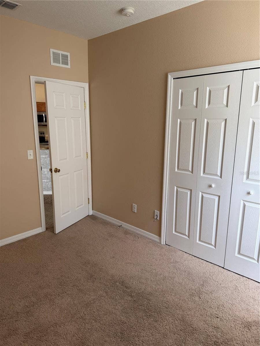 1211 KNOLLWOOD DRIVE, Davenport, FL 33837
