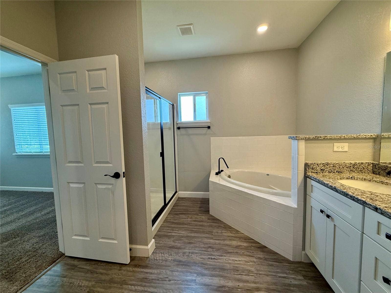 2403 WILLOW WAY, Winter Haven, FL 33881 2403 WILLOW WAY, Winter Haven, FL 33881