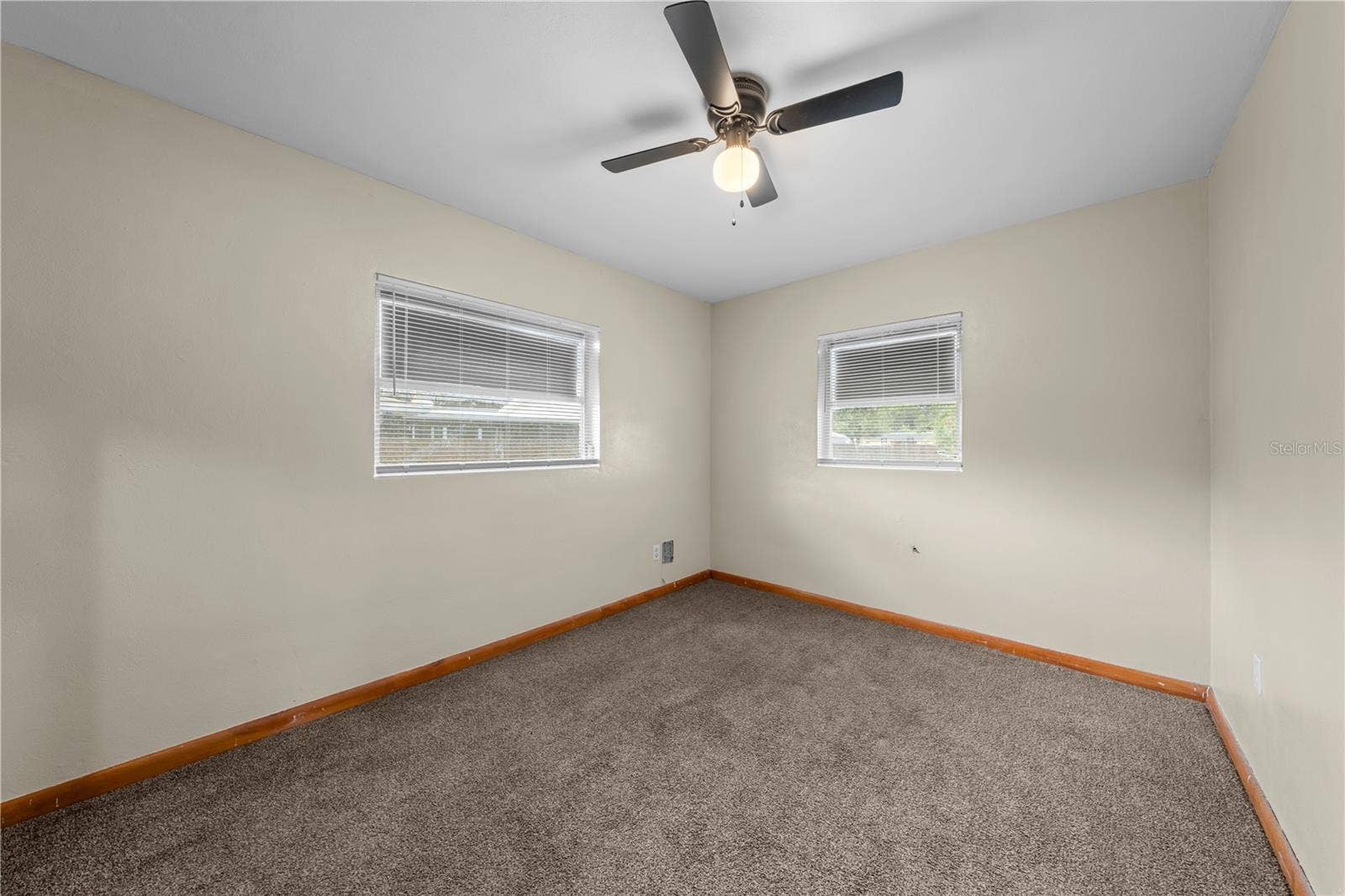 1400 CAROLINA AVE, St Cloud, FL 34769