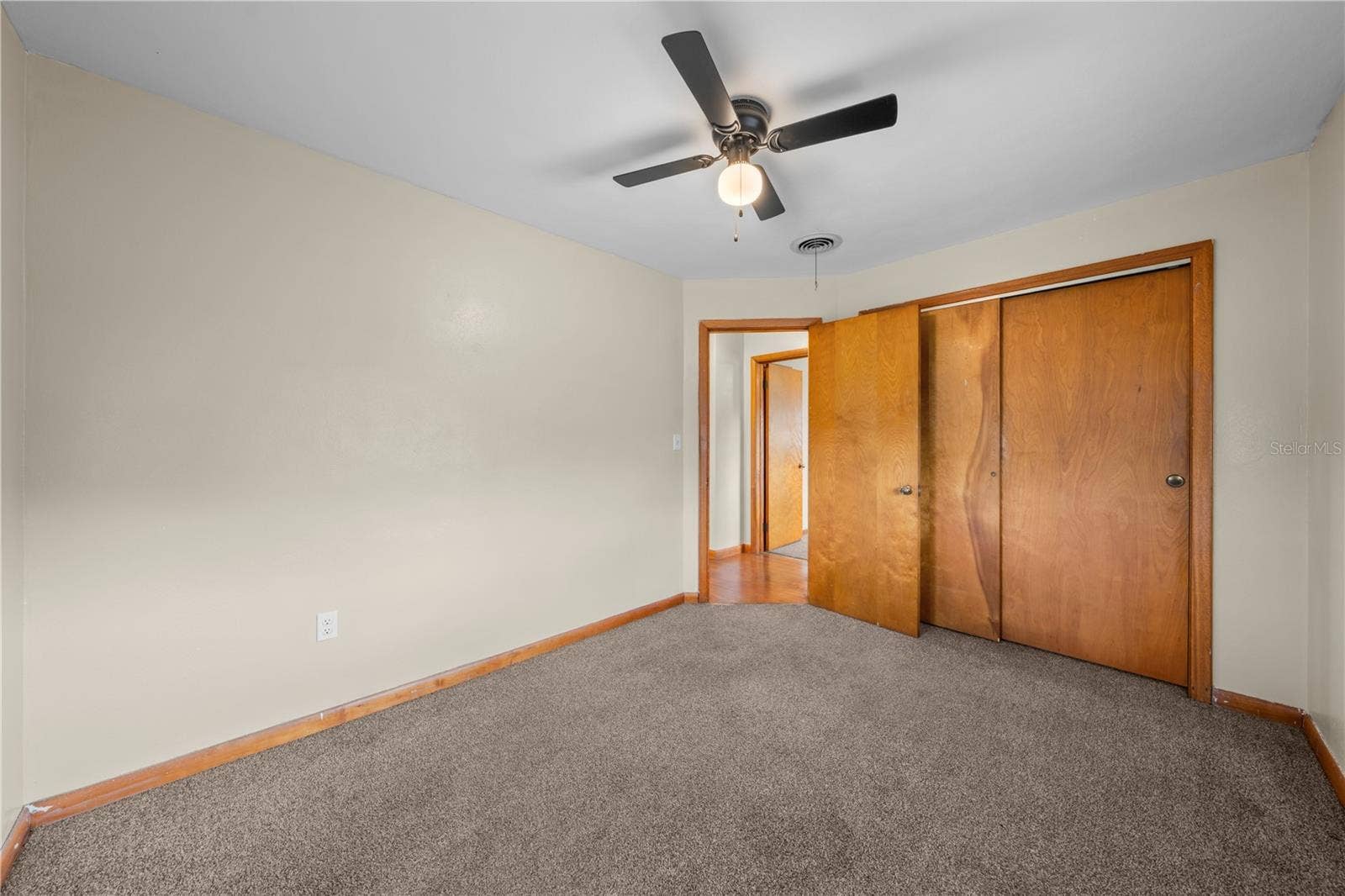1400 CAROLINA AVE, St Cloud, FL 34769