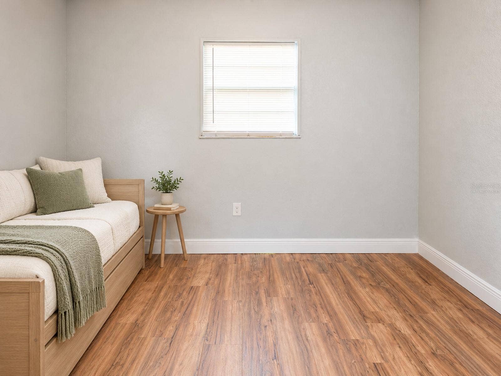 215 S FRENCH AVENUE, Fort Meade, FL 33841 Virtually staged