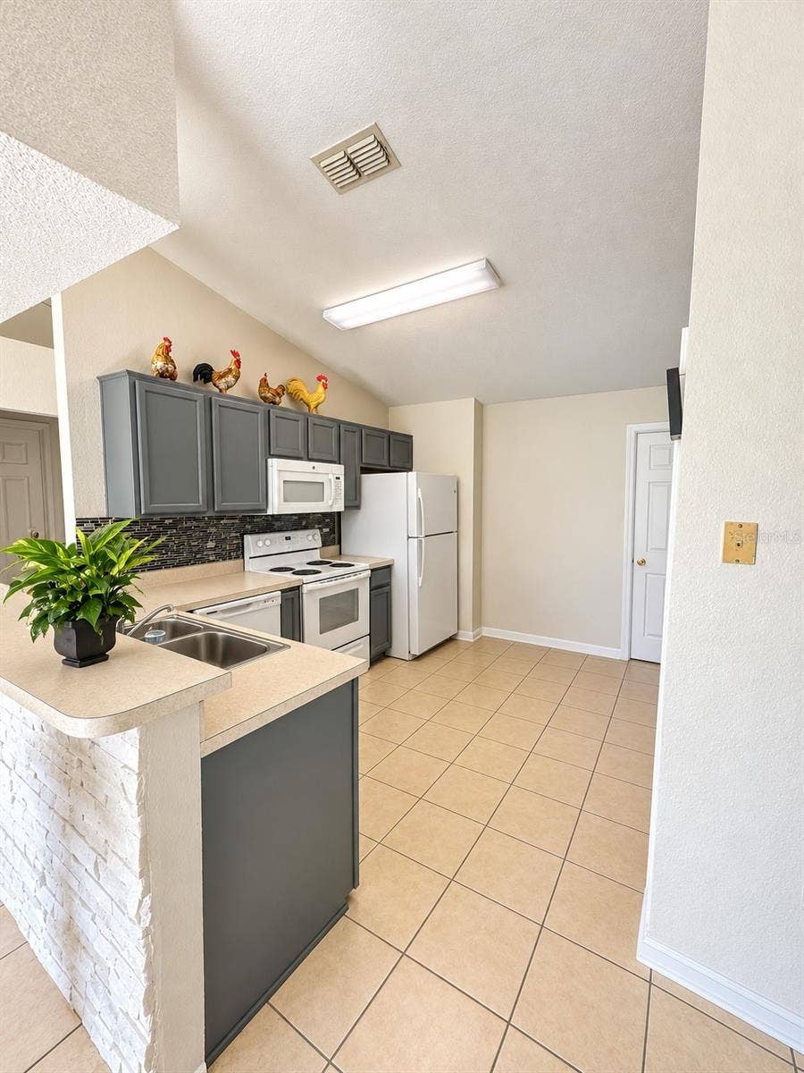 239 GREAT YARMOUTH COURT, Kissimmee, FL 34758 239 GREAT YARMOUTH COURT, Kissimmee, FL 34758