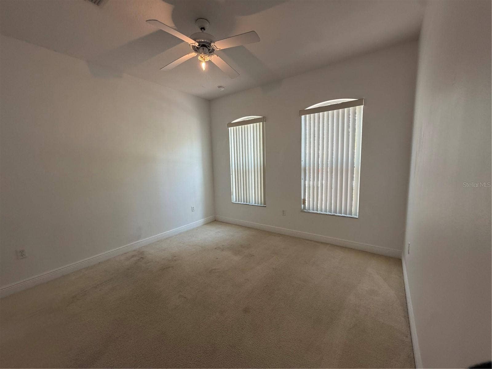 3811 EAGLE ISLES CIRCLE, Kissimmee, FL 34746 3811 EAGLE ISLES CIRCLE, Kissimmee, FL 34746