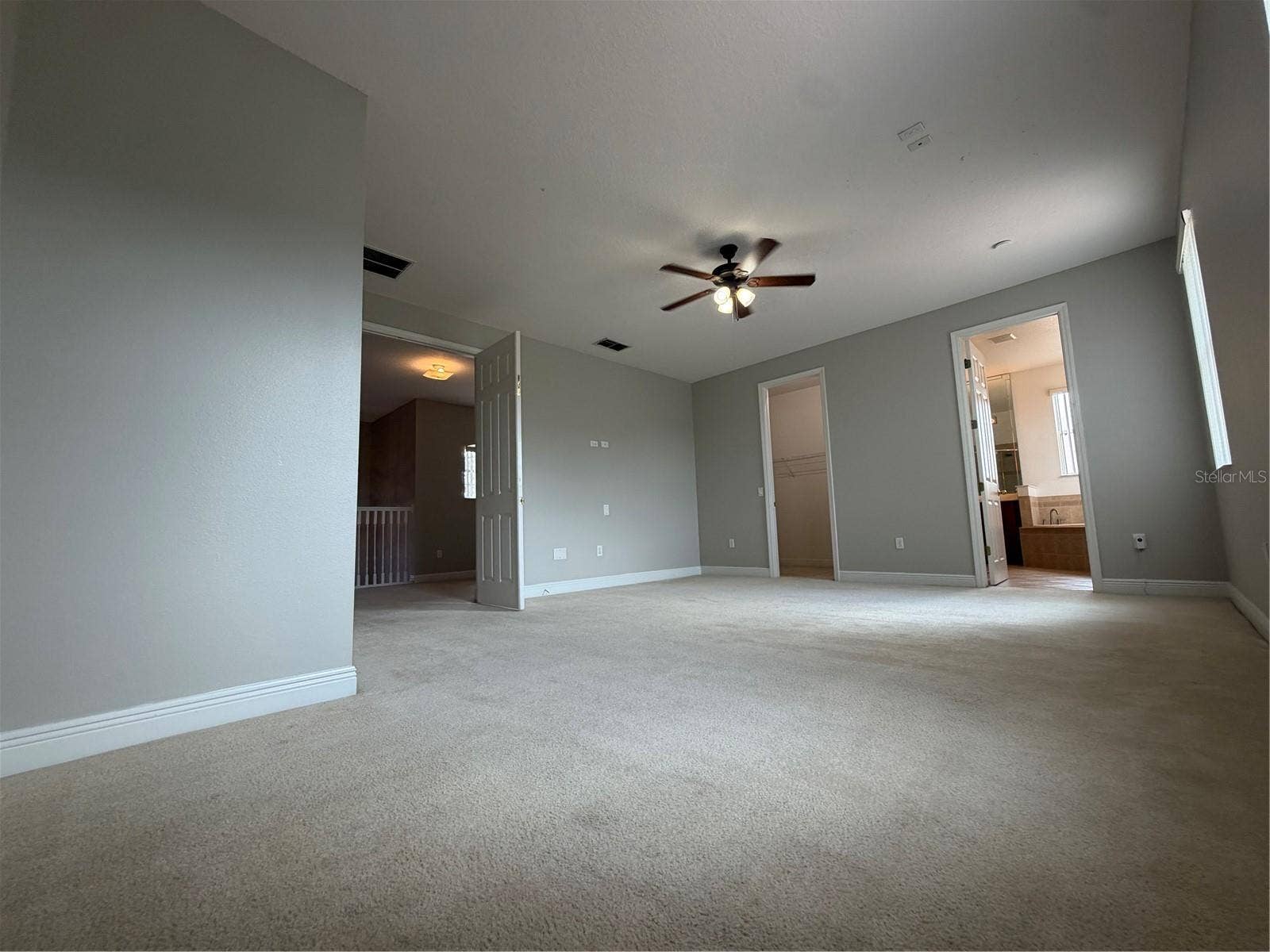 3811 EAGLE ISLES CIRCLE, Kissimmee, FL 34746 3811 EAGLE ISLES CIRCLE, Kissimmee, FL 34746