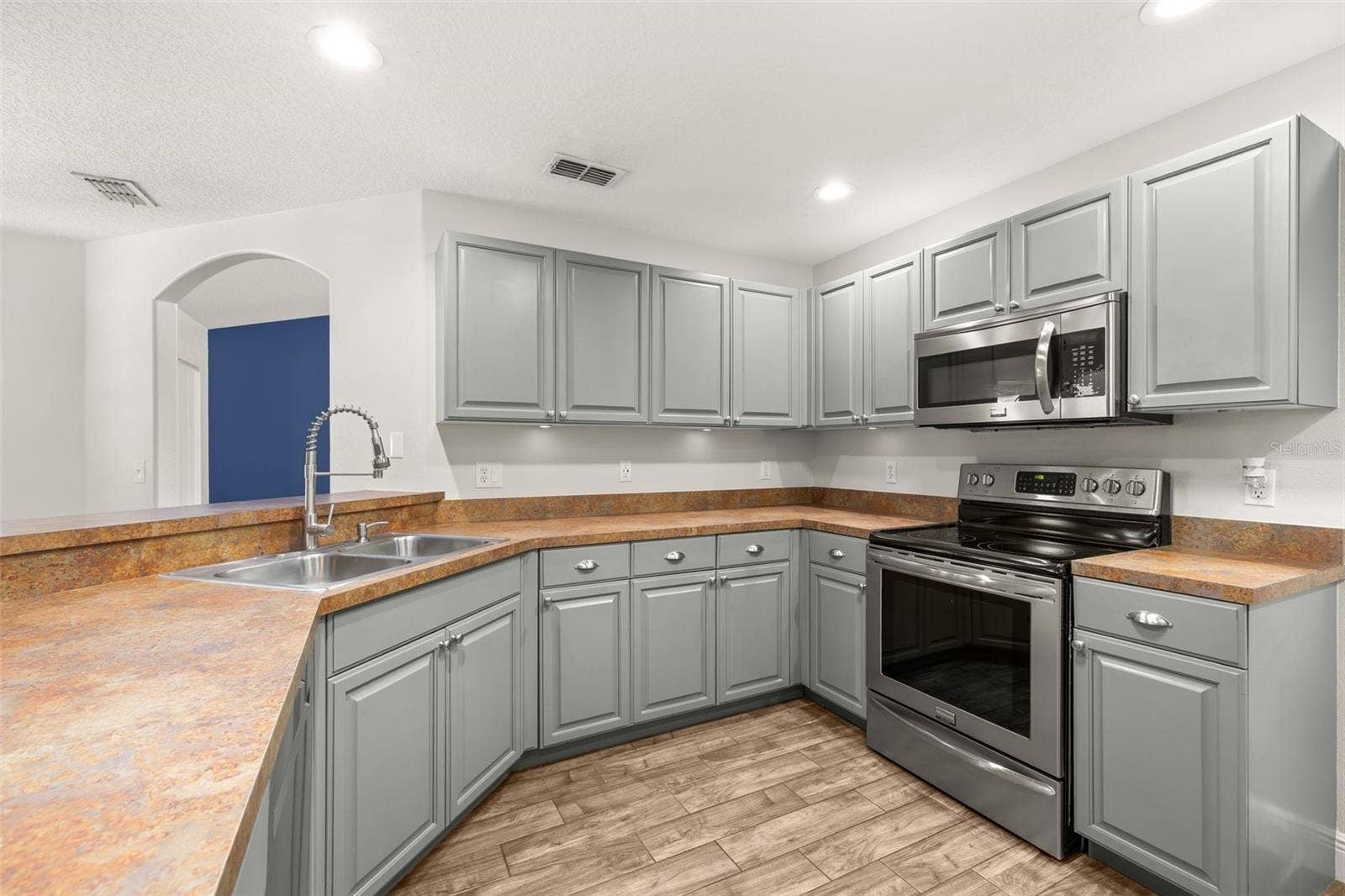 543 DOLCETTO DRIVE, Davenport, FL 33897 543 DOLCETTO DRIVE, Davenport, FL 33897