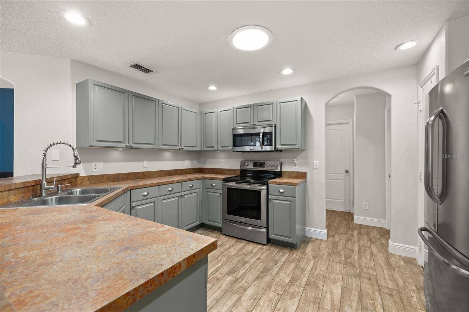 543 DOLCETTO DRIVE, Davenport, FL 33897 543 DOLCETTO DRIVE, Davenport, FL 33897