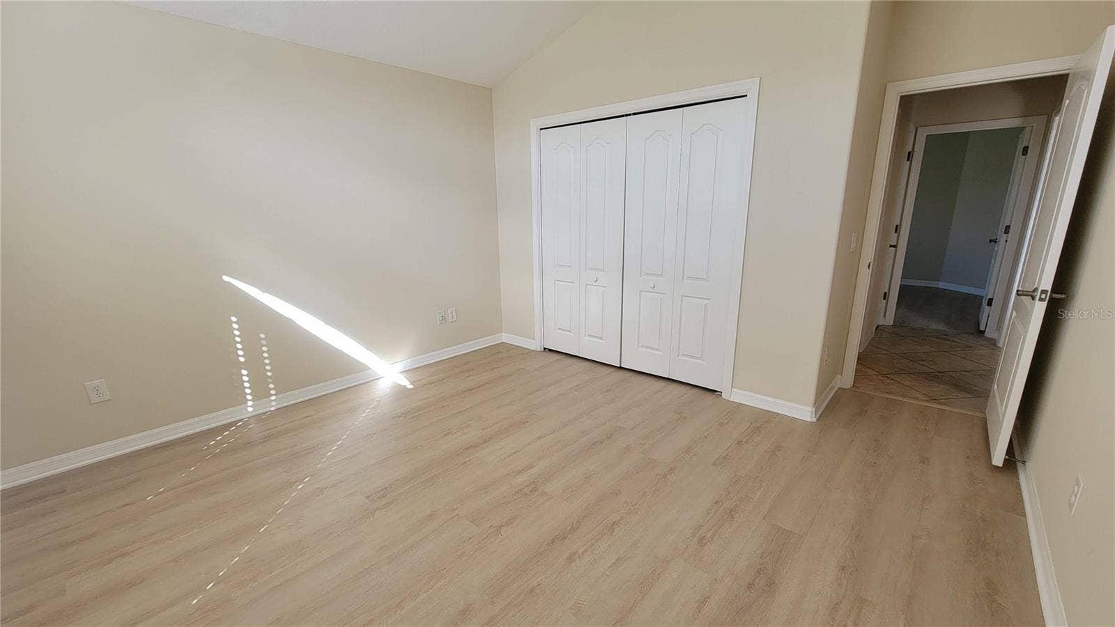941 MANDRAKE STREET, The Villages, FL 32162 941 MANDRAKE STREET, The Villages, FL 32162