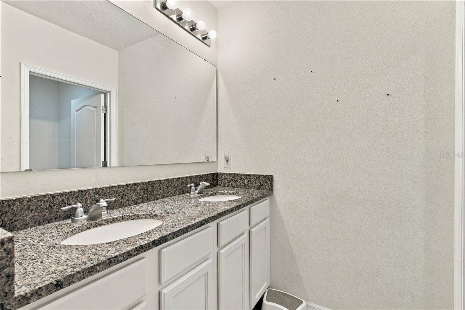 265 LUDISIA LOOP, Davenport, FL 33837