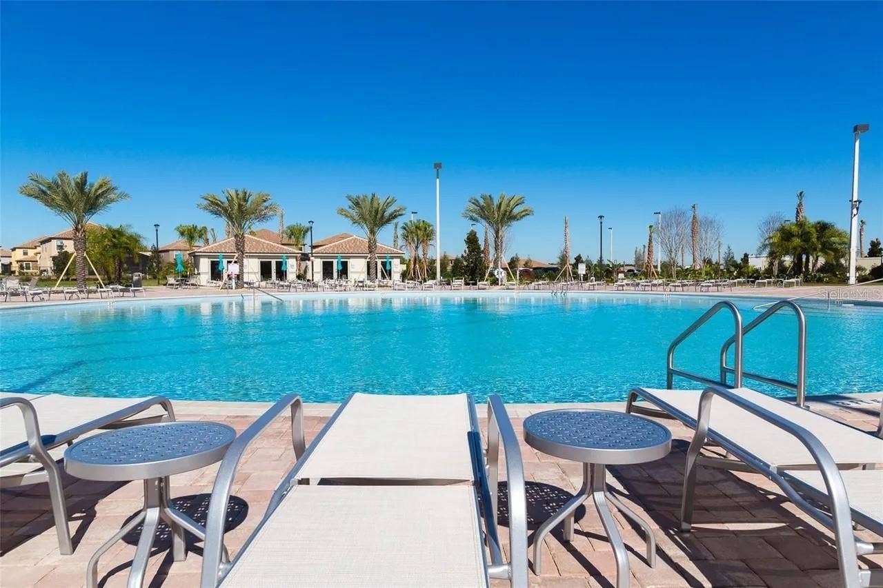 1537 MULLIGAN BOULEVARD, Davenport, FL 33896 1537 MULLIGAN BOULEVARD, Davenport, FL 33896