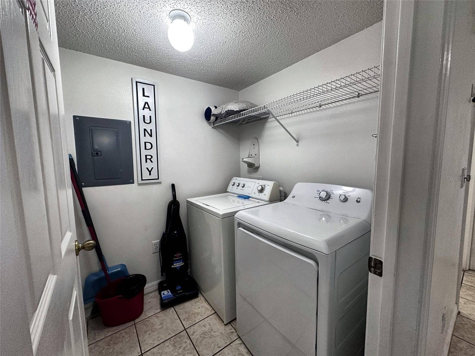 1066 PARK RIDGE CIRCLE, Kissimmee, FL 34746
