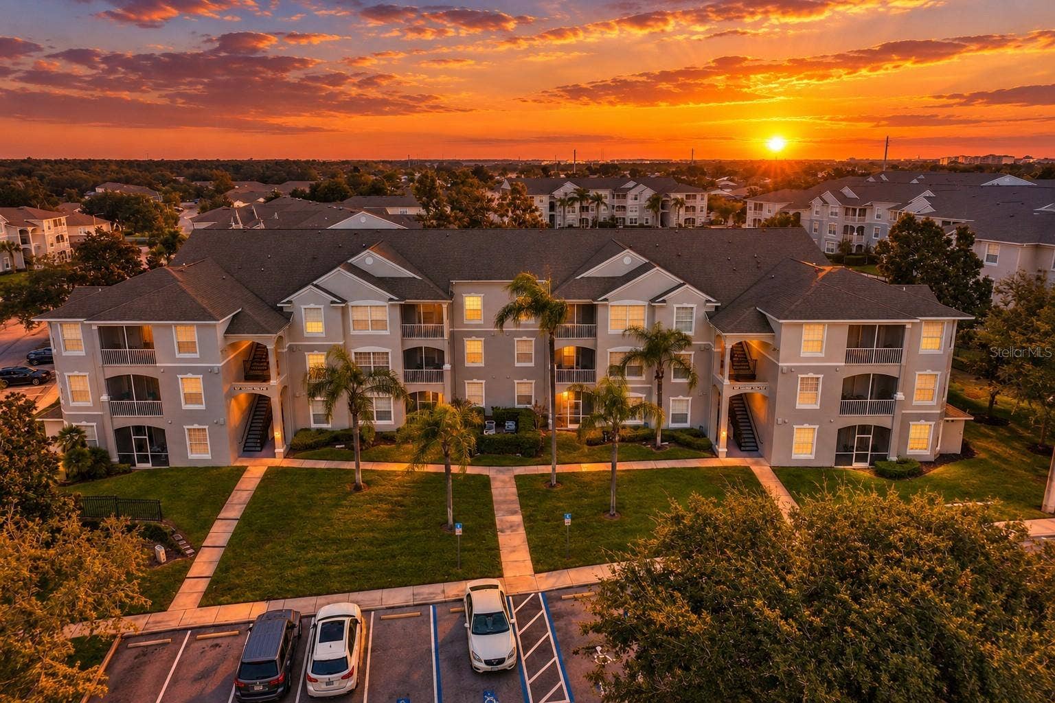 8105 COCONUT PALM WAY, #303, Kissimmee, FL 34747
