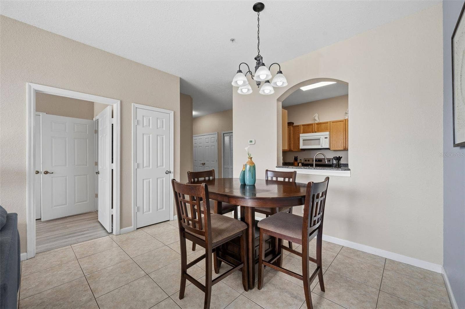8105 COCONUT PALM WAY, #303, Kissimmee, FL 34747