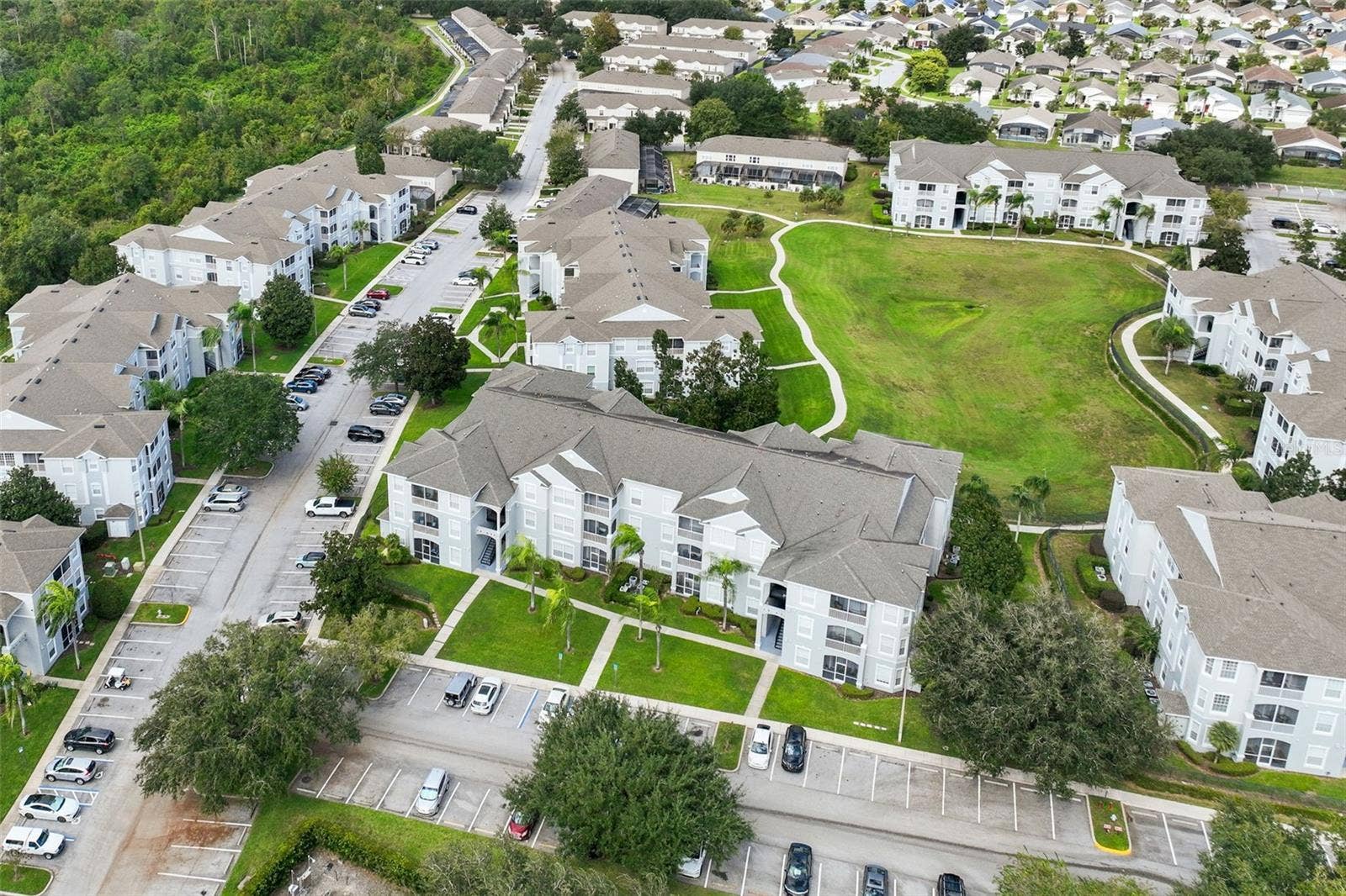 8105 COCONUT PALM WAY, #303, Kissimmee, FL 34747