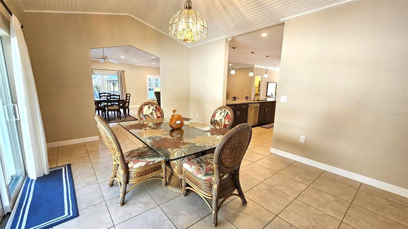 Formal dining room