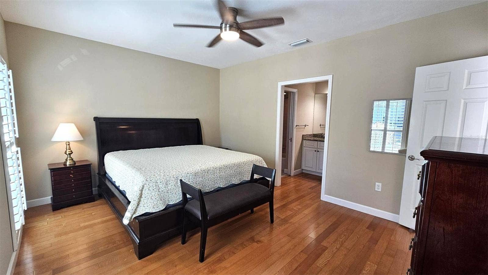 Guest bedroom-King