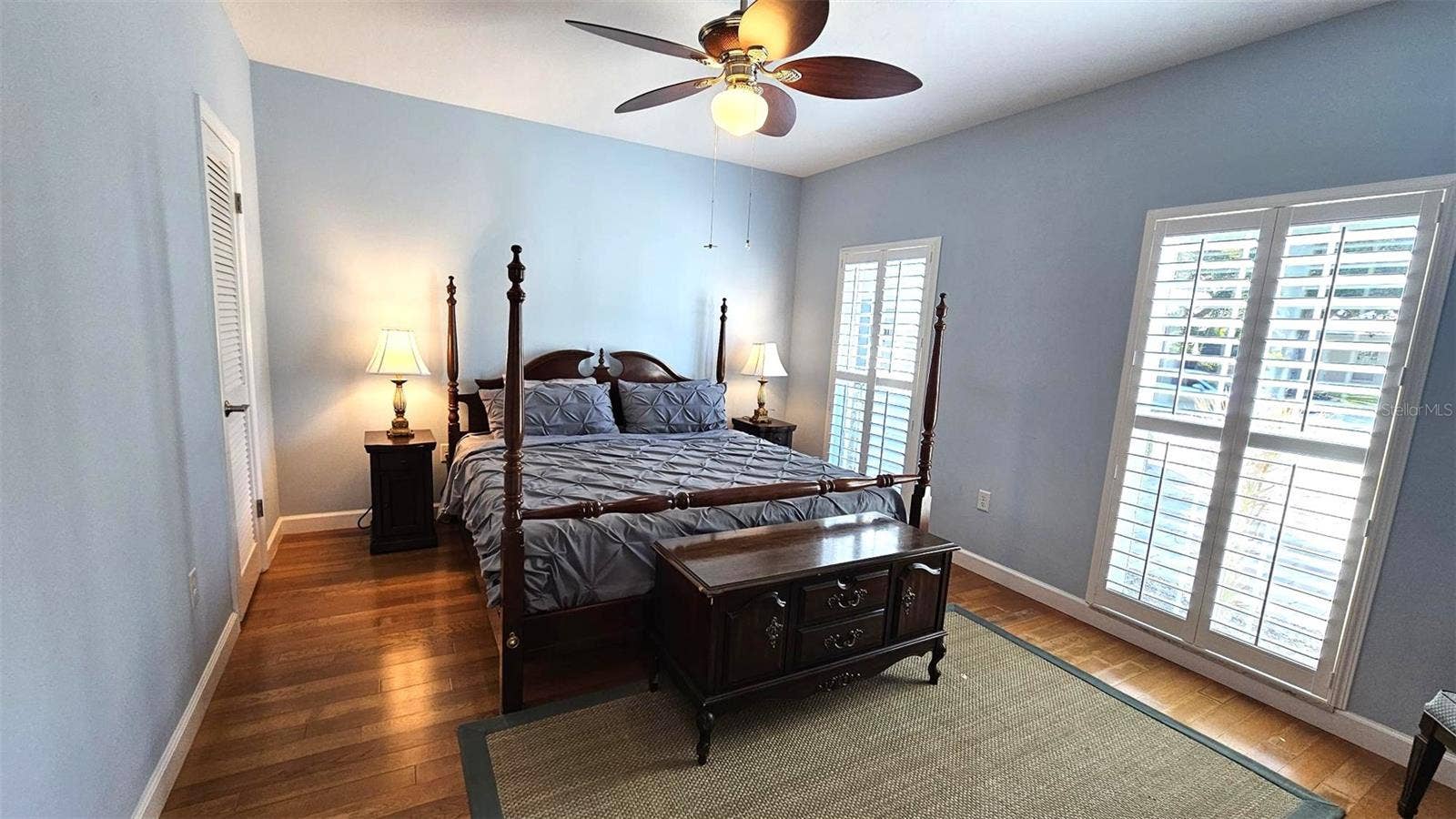 Master bedroom-King