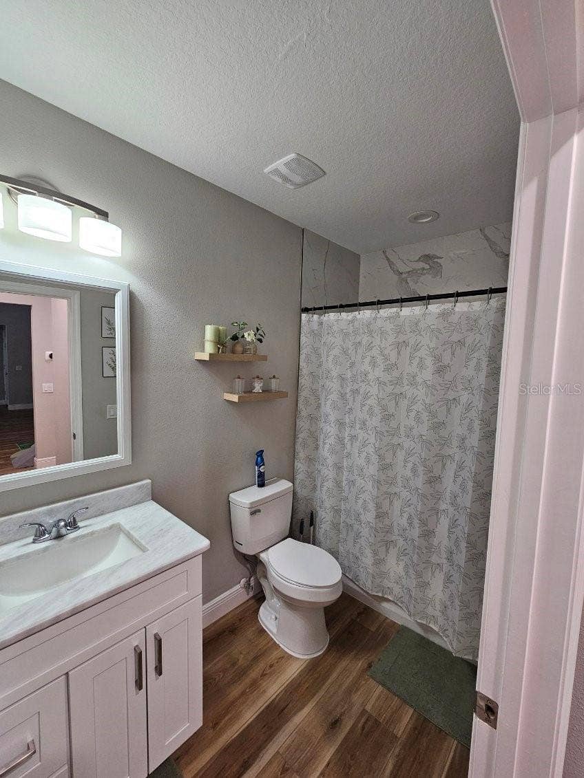 2309 8TH AVENUE, Deland, FL 32724 2309 8TH AVENUE, Deland, FL 32724