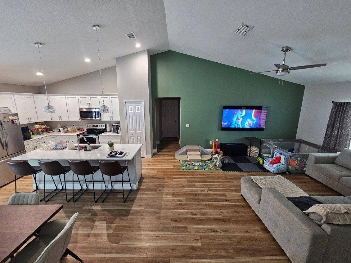 2309 8TH AVENUE, Deland, FL 32724 2309 8TH AVENUE, Deland, FL 32724