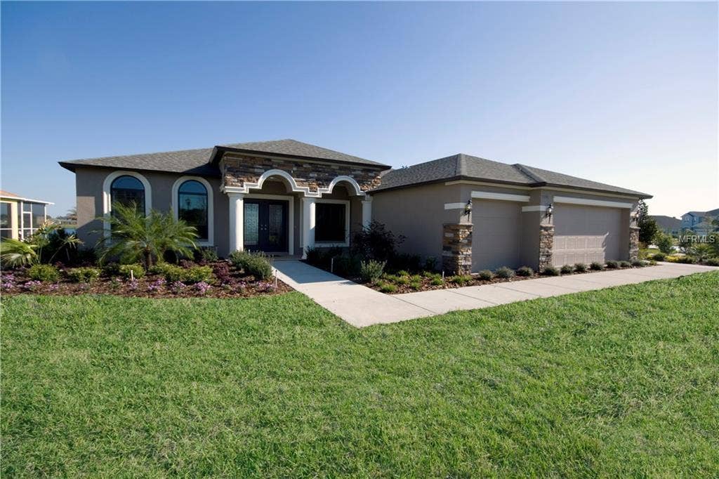 2821 COLEWOOD LANE, Dover, FL 33527 =
