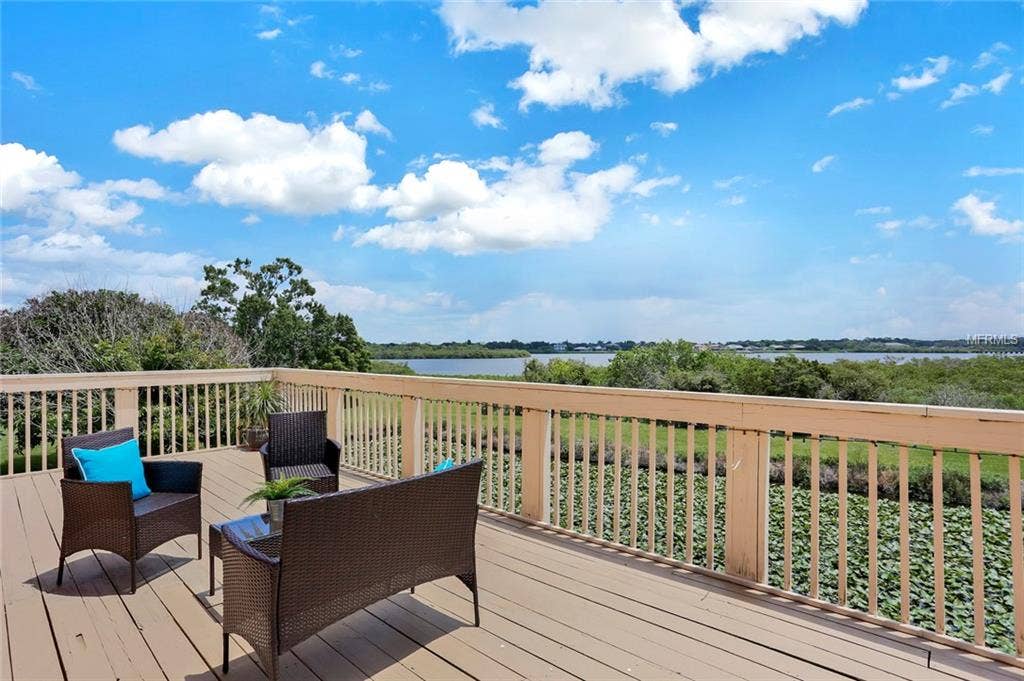250 HARBOR SIDE DRIVE, Safety Harbor, FL 34695 =