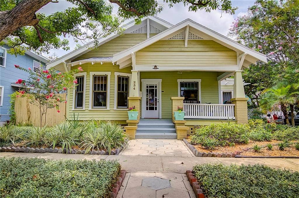 234 12TH AVENUE N, St Petersburg, FL 33701 =
