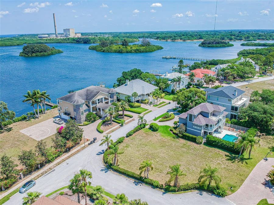 Property photo for KETCH COURT, Tarpon Springs, FL