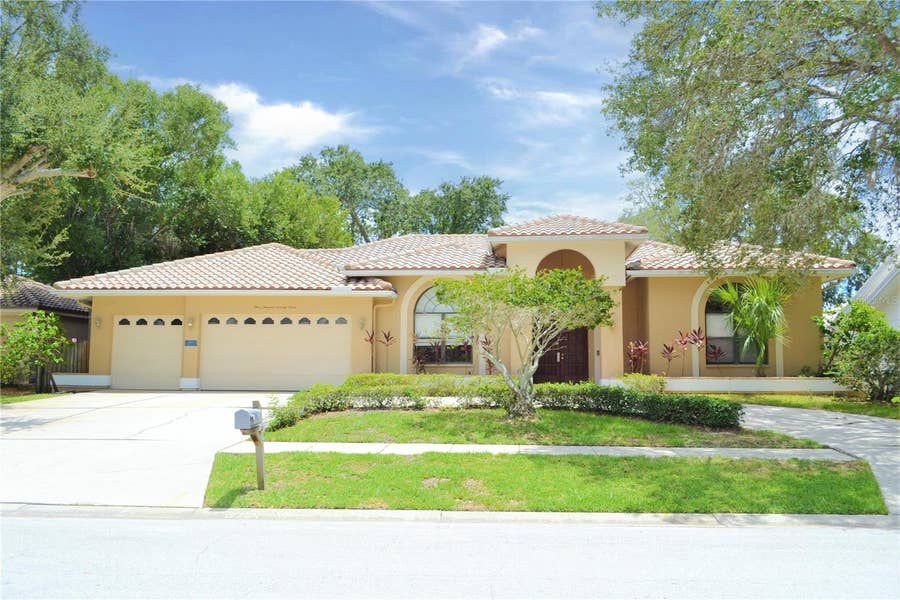 Property photo for 3077 DOXBERRY COURT, Clearwater, FL
