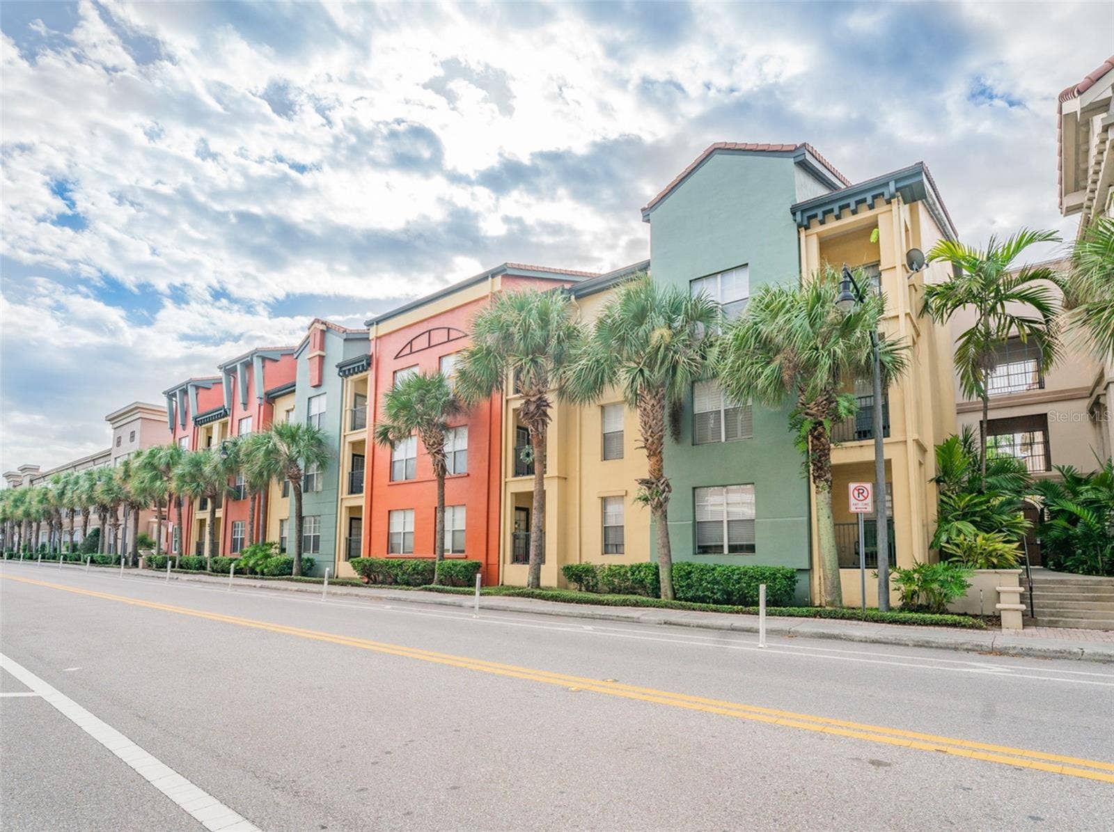 2402 W AZEELE STREET, #433, Tampa, FL 33609