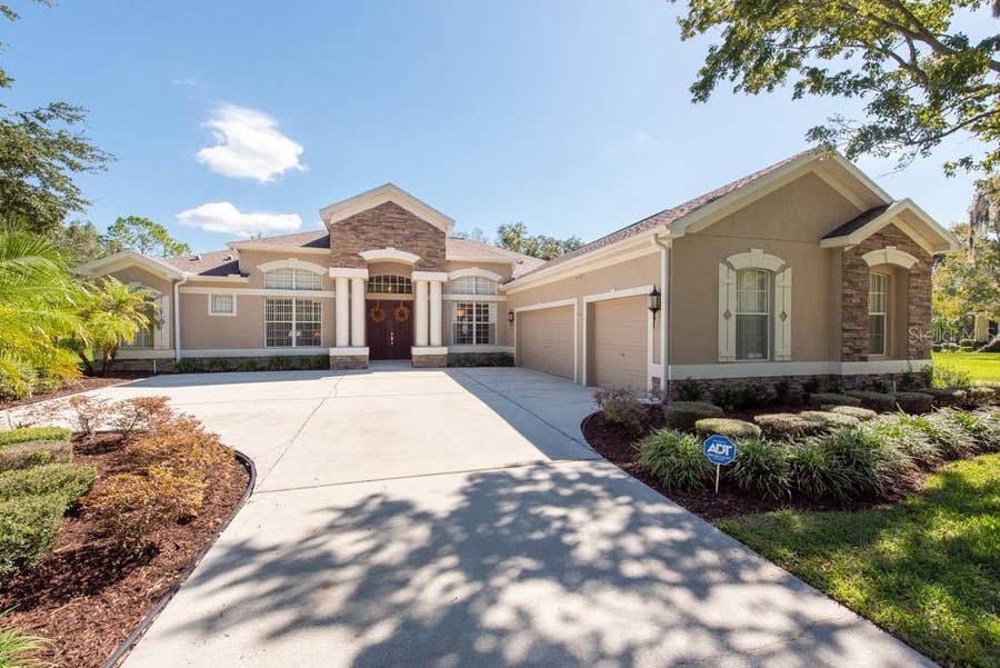 Property photo for 4304 MAHOGANY WOOD COURT, Brandon, FL