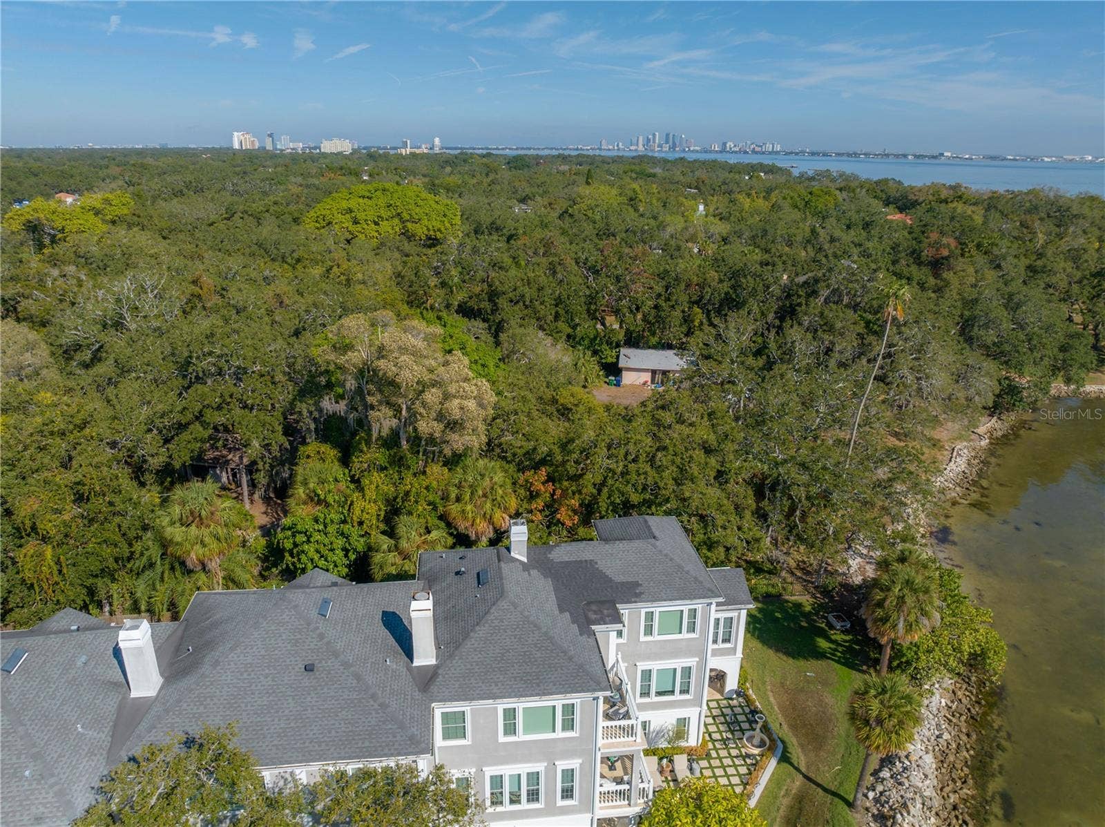6210 BAYSHORE BOULEVARD, Tampa, FL 33611 6210 BAYSHORE BOULEVARD, Tampa, FL 33611