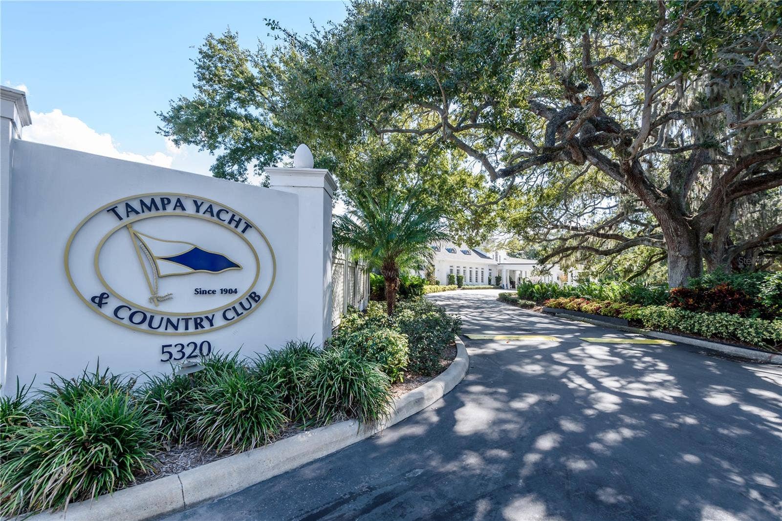 6210 BAYSHORE BOULEVARD, Tampa, FL 33611 6210 BAYSHORE BOULEVARD, Tampa, FL 33611
