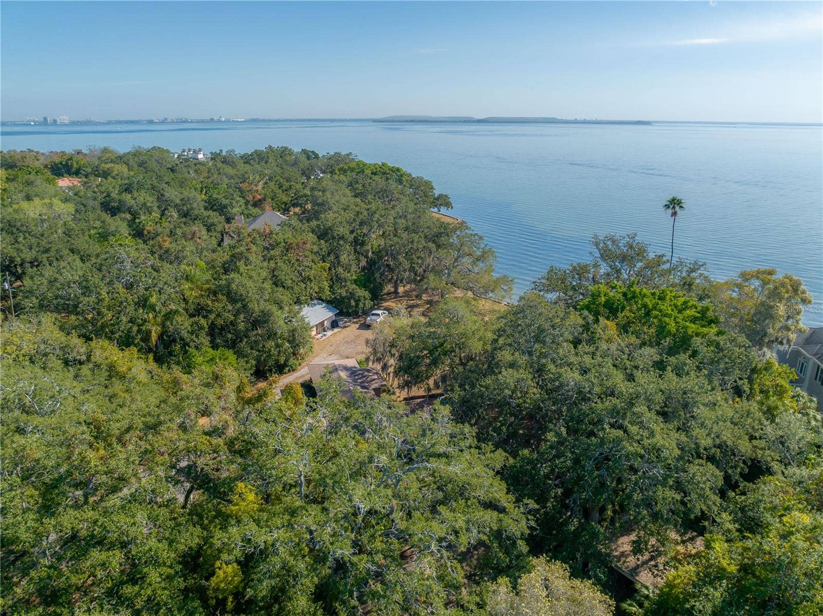 6210 BAYSHORE BOULEVARD, Tampa, FL 33611 6210 BAYSHORE BOULEVARD, Tampa, FL 33611