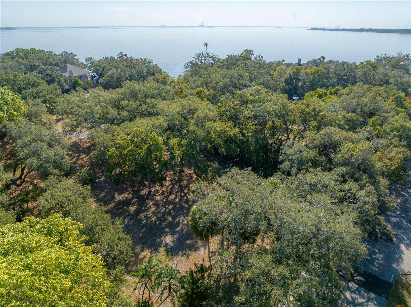 6210 BAYSHORE BOULEVARD, Tampa, FL 33611 6210 BAYSHORE BOULEVARD, Tampa, FL 33611