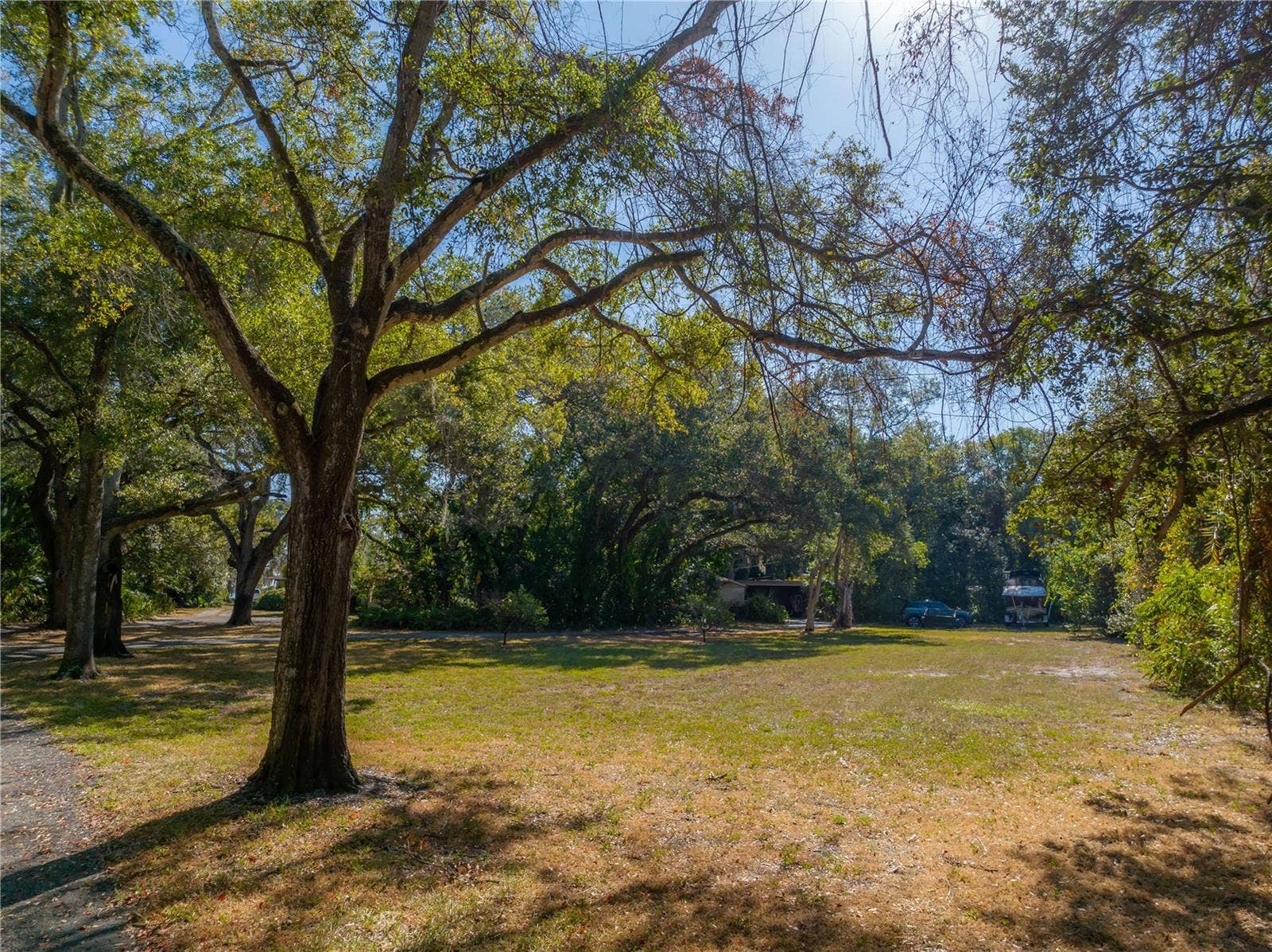 6210 BAYSHORE BOULEVARD, Tampa, FL 33611 6210 BAYSHORE BOULEVARD, Tampa, FL 33611