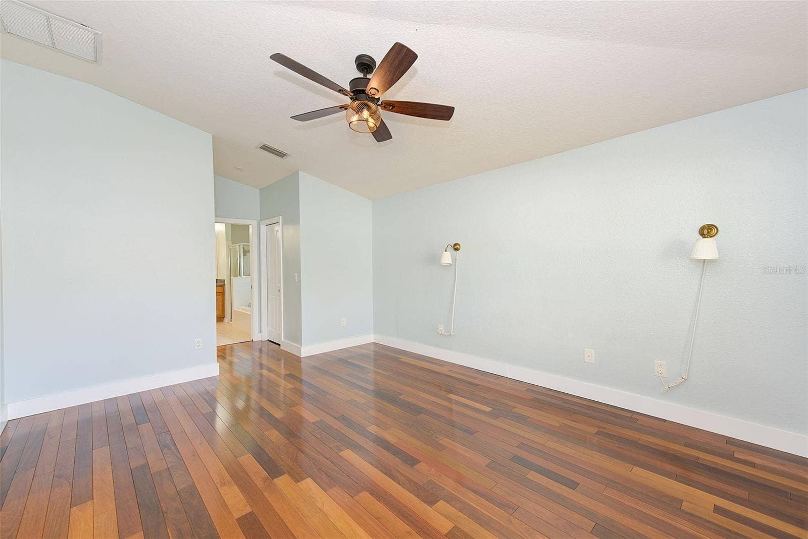 422 DOWN PINE DRIVE, Seffner, FL 33584